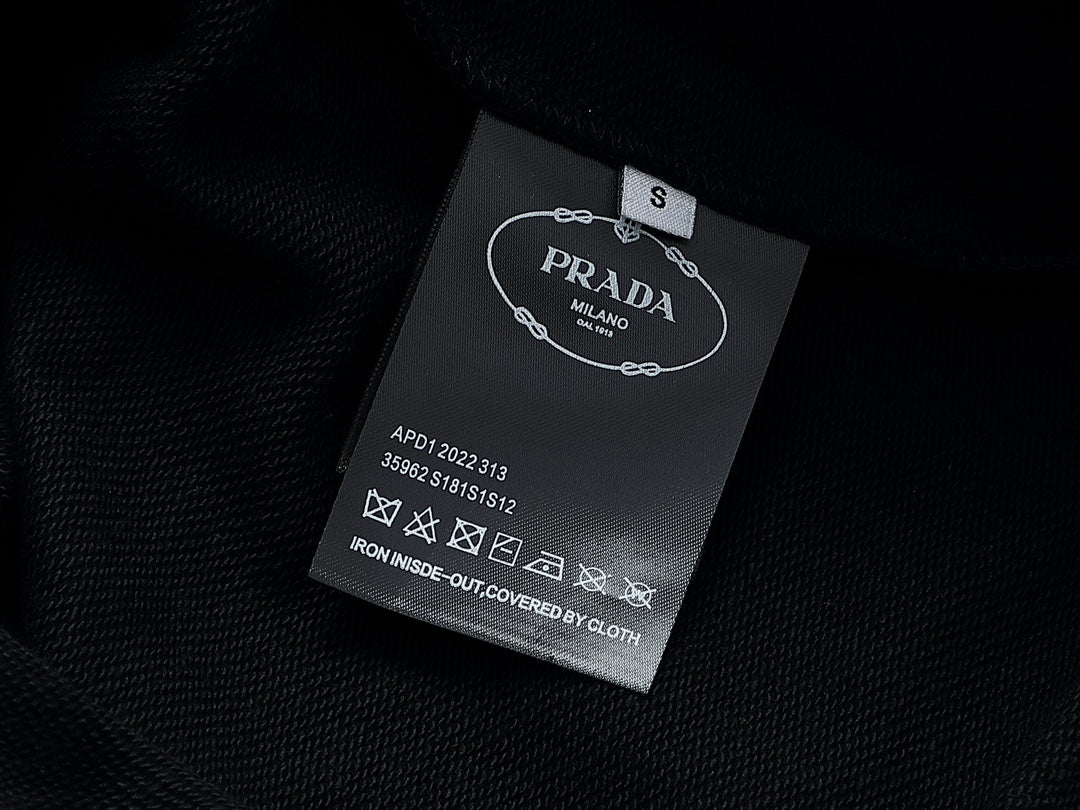 470  |  Prada