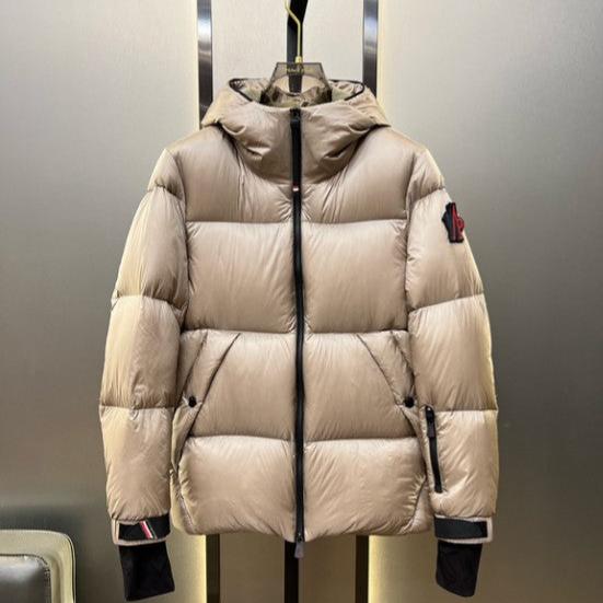 323 | Moncler